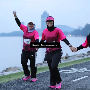 Runner Photo 8428280