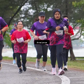 Runner Photo 8428313
