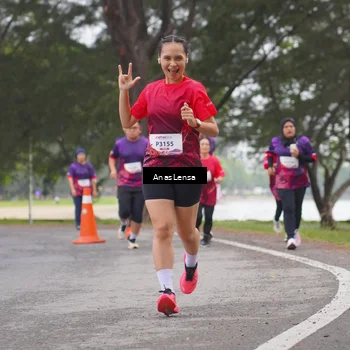 Runner Photo 8428319