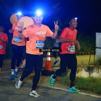 Runner Photo 8428349