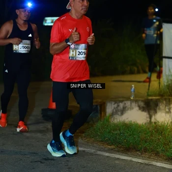 Runner Photo 8428356
