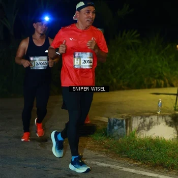 Runner Photo 8428357