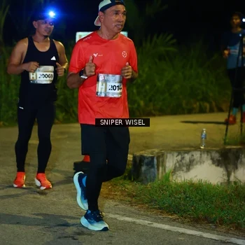 Runner Photo 8428358