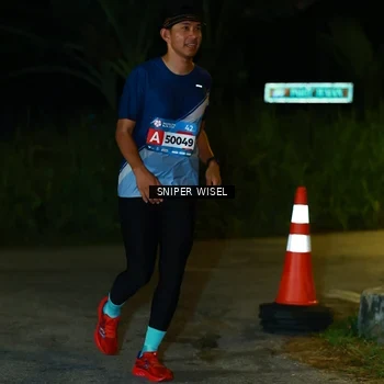 Runner Photo 8428365
