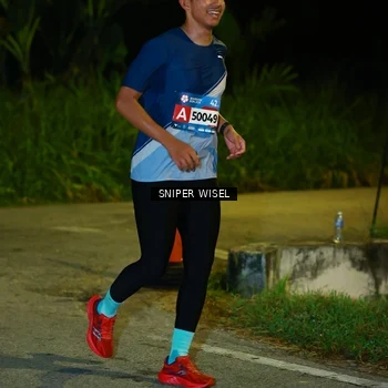 Runner Photo 8428373