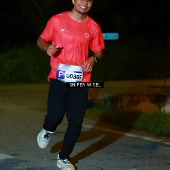 Runner Photo 8428433