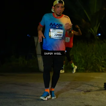 Runner Photo 8428480