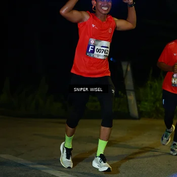 Runner Photo 8428511