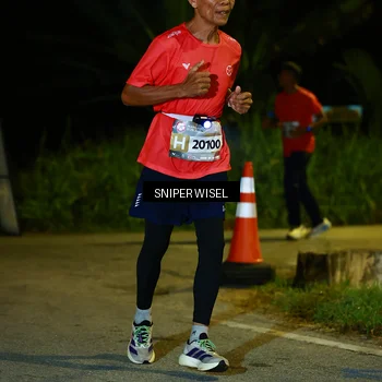 Runner Photo 8428517