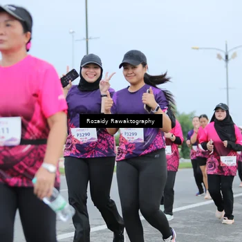 Runner Photo 8428573
