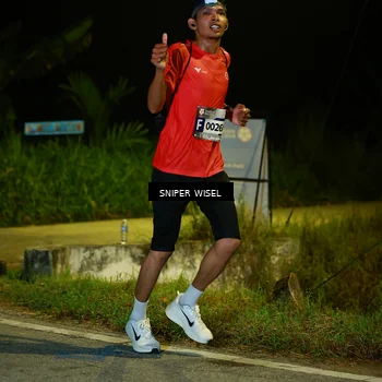 Runner Photo 8428695