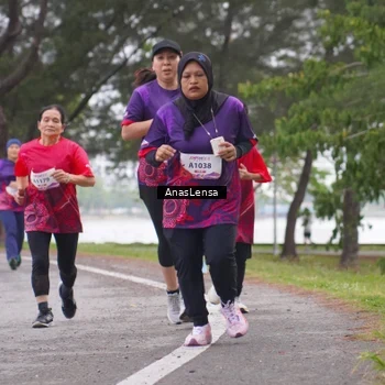 Runner Photo 8428728