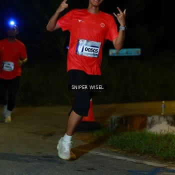 Runner Photo 8428732