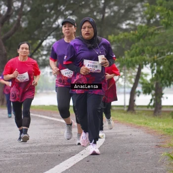 Runner Photo 8428734