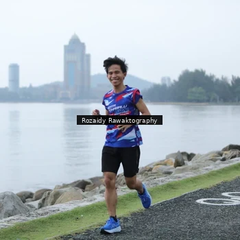 Runner Photo 8428736