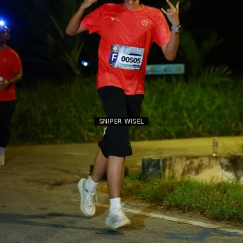 Runner Photo 8428739