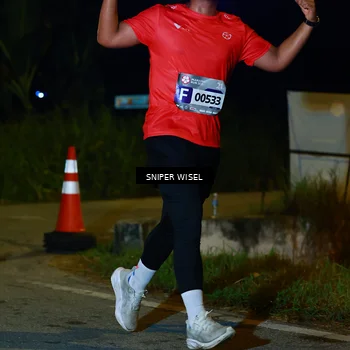 Runner Photo 8428754
