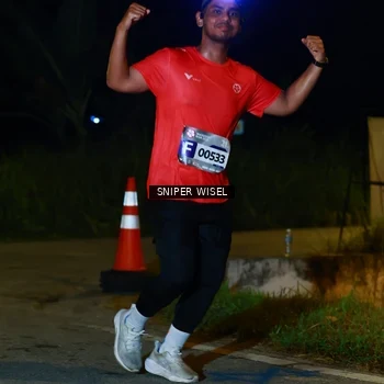 Runner Photo 8428757