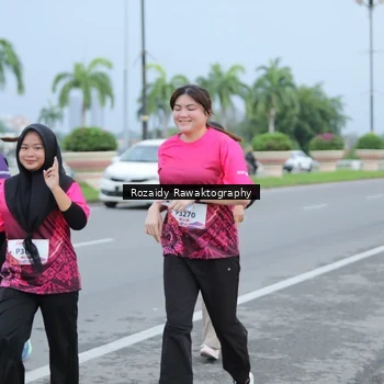 Runner Photo 8428773