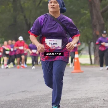 Runner Photo 8428775