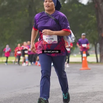 Runner Photo 8428781