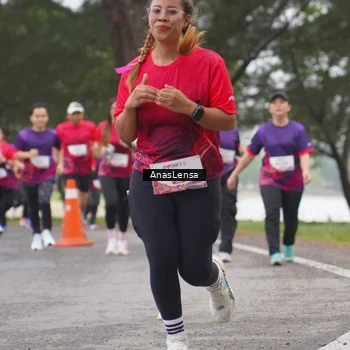 Runner Photo 8428794