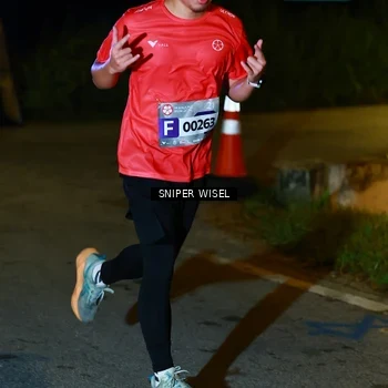 Runner Photo 8428801