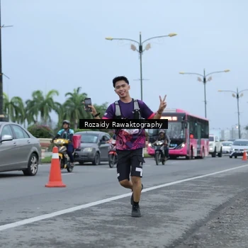 Runner Photo 8428811