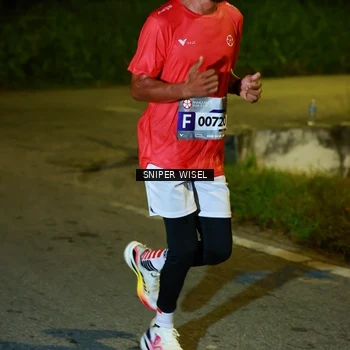 Runner Photo 8428817