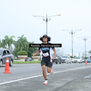 Runner Photo 8428819