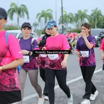 Runner Photo 8428832