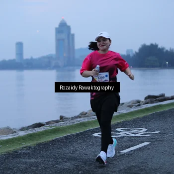 Runner Photo 8428856