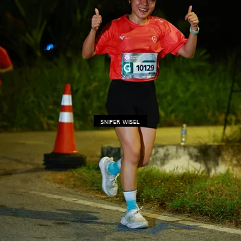 Runner Photo 8428879