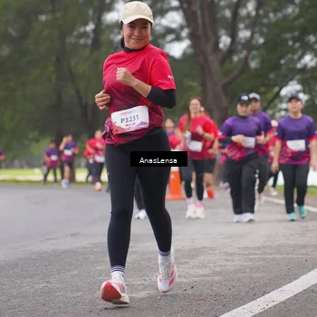 Runner Photo 8428898