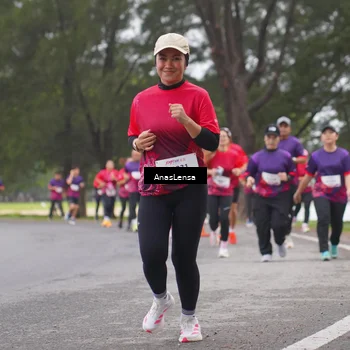 Runner Photo 8428899