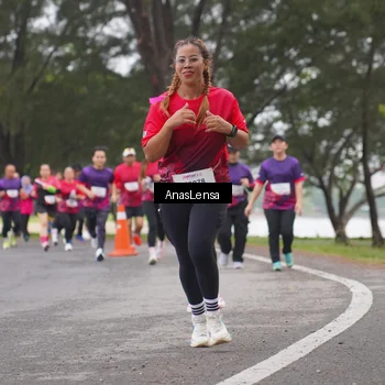 Runner Photo 8428930
