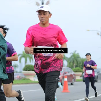 Runner Photo 8428959