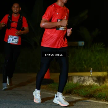 Runner Photo 8428994