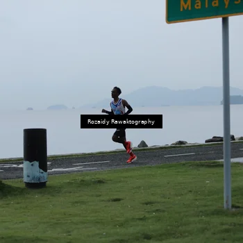 Runner Photo 8428996
