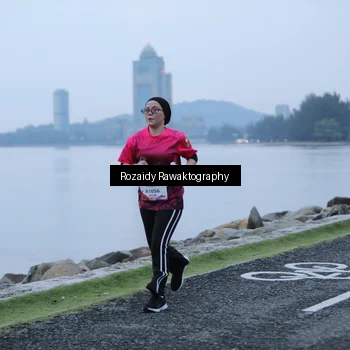 Runner Photo 8429009