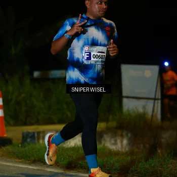 Runner Photo 8429010