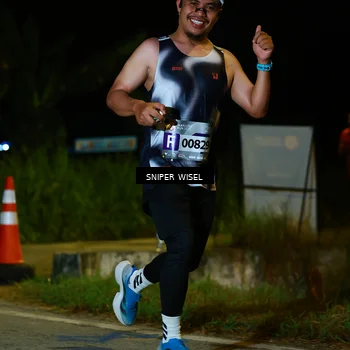 Runner Photo 8429024