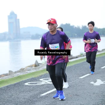 Runner Photo 8429030
