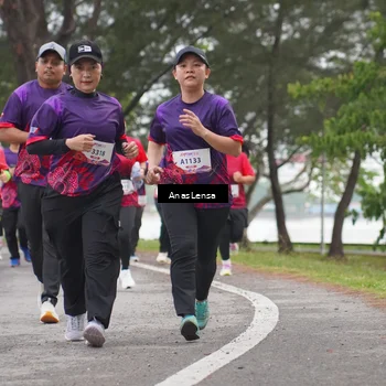 Runner Photo 8429032