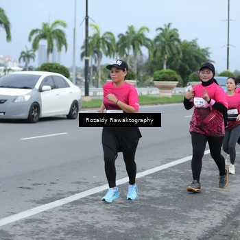 Runner Photo 8429056