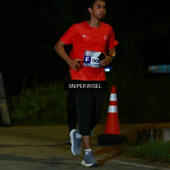 Runner Photo 8429065