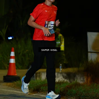 Runner Photo 8429086