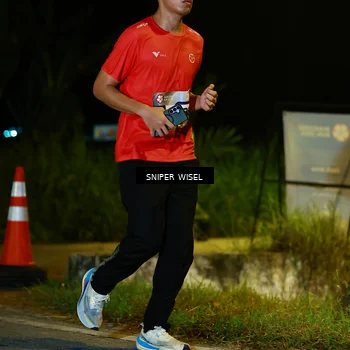 Runner Photo 8429087