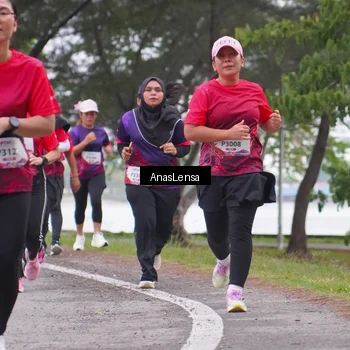 Runner Photo 8429105