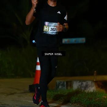 Runner Photo 8429117